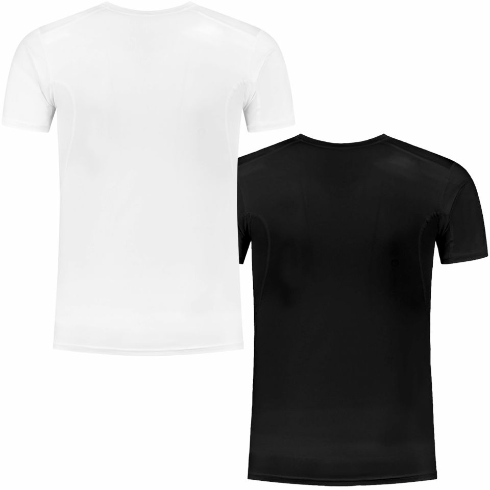 gladiator sports compressieshirt heren in zwart en wit vanaf de achteren gefotografeerd
