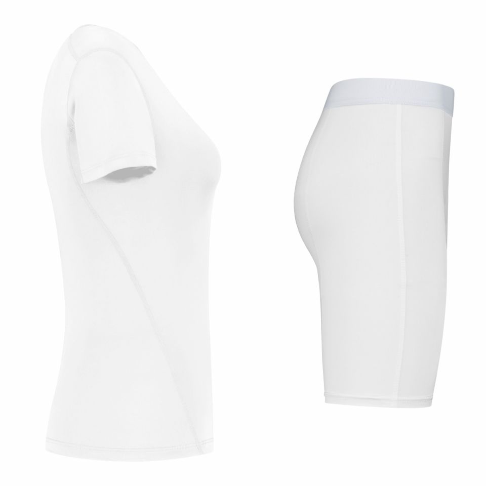gladiator sports pakket compressiebroek en shirt dames shirt in wit vanaf de zijkant gefotografeerd