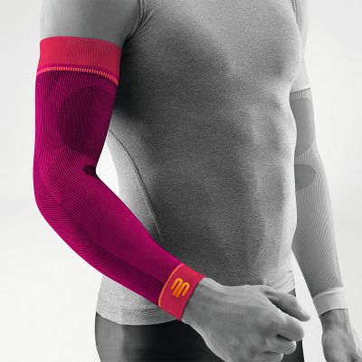 Bauerfeind Compression Arm Sleeve roze
